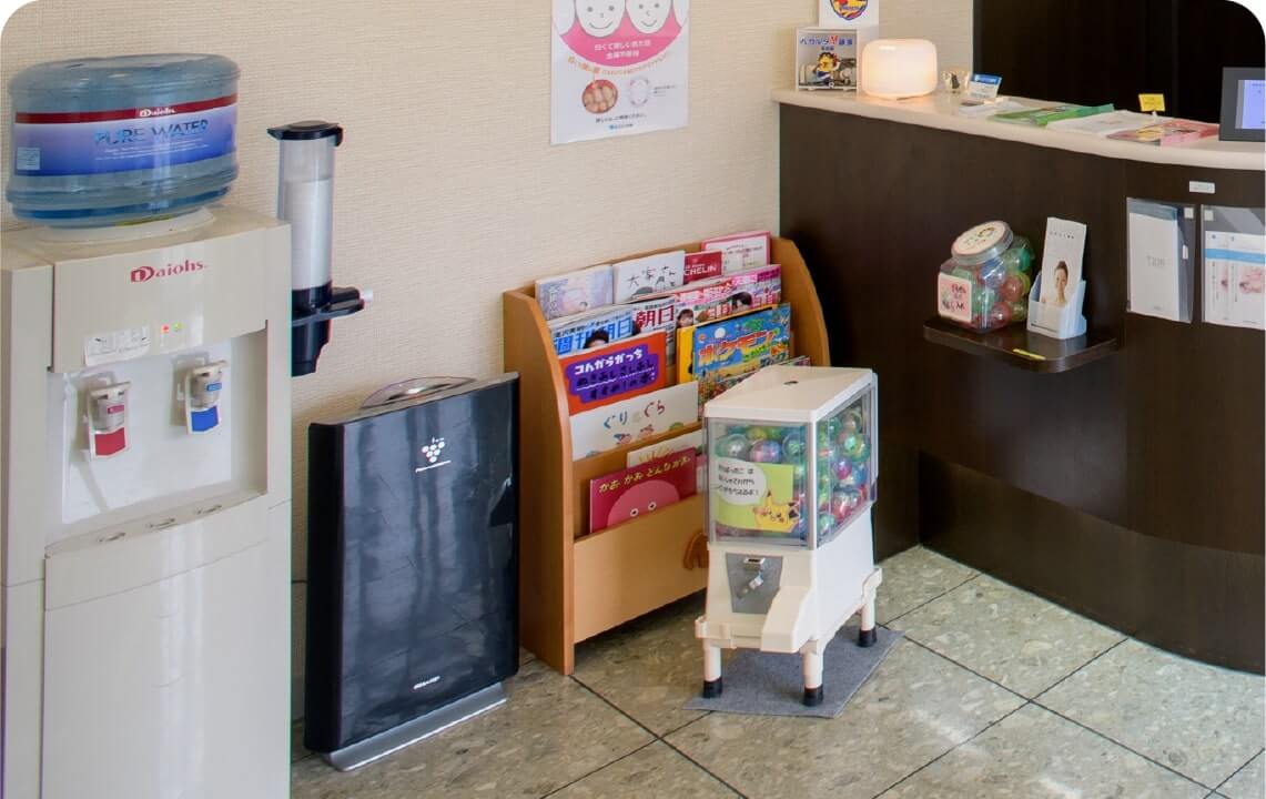 飲料水や空気清浄機なども装備しております